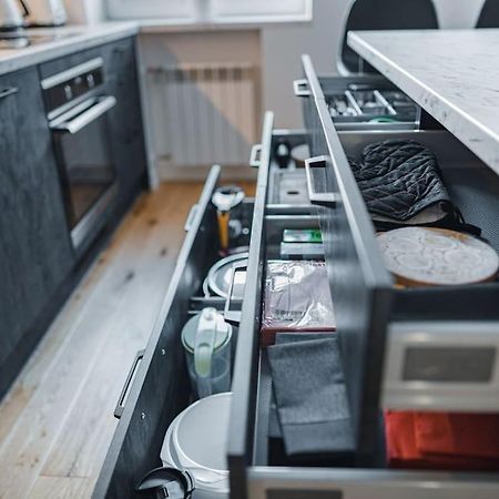 New Luxury 3Br Apartment In Old Town, Free Parking Хаапсалу Экстерьер фото
