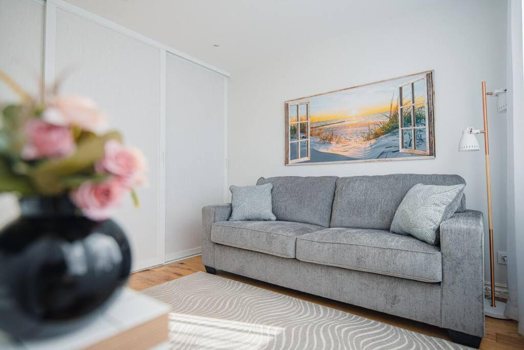 New Luxury 3Br Apartment In Old Town, Free Parking Хаапсалу Экстерьер фото